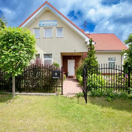 Δωμάτια σε οικογενειακή κατοικία 